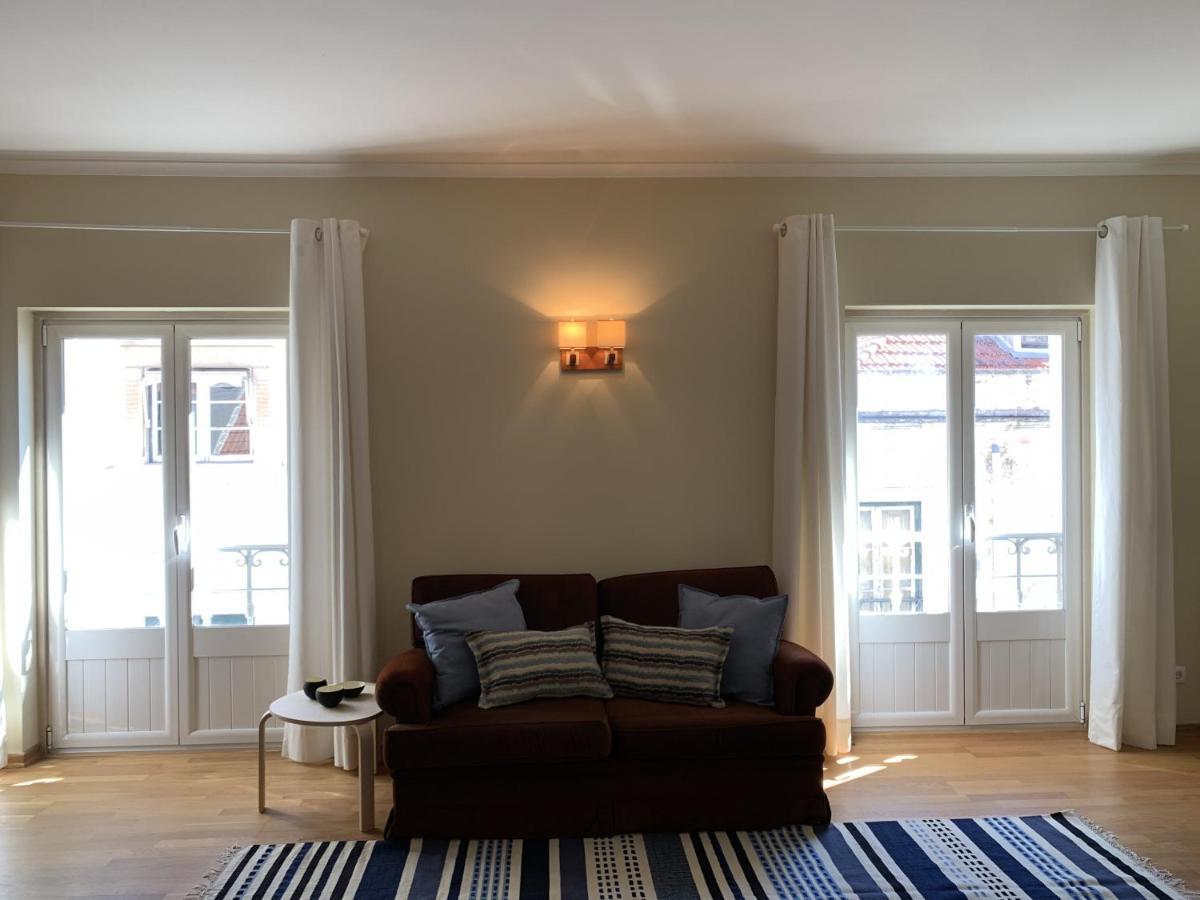 Duplex Apartment With Terrace In Cascais Downtown Exterior photo